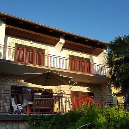 Apartmani Sofia Нивице Екстериор снимка