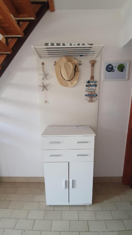 Apartmani Sofia Нивице Екстериор снимка
